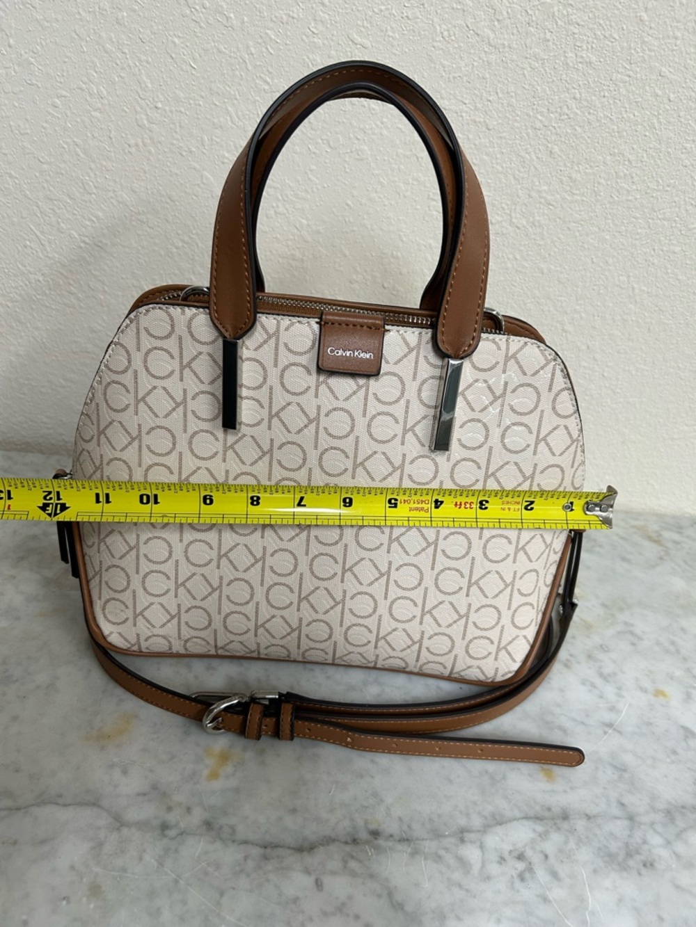 NWOT. CALVIN KLEIN Audrey Cream Satchel with Tan Trim - Picture 4 of 5